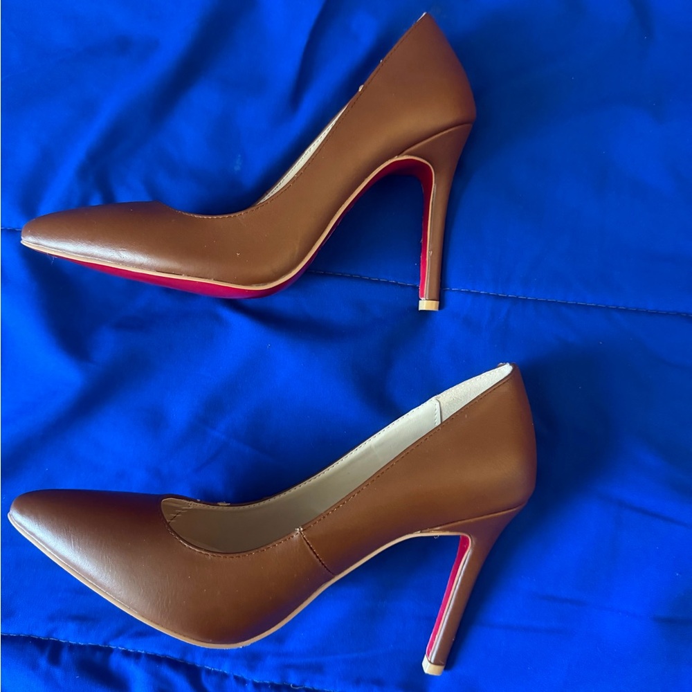 Christian Louboutin Brown Heels with Signature Red Soles - Picture 6 of 13